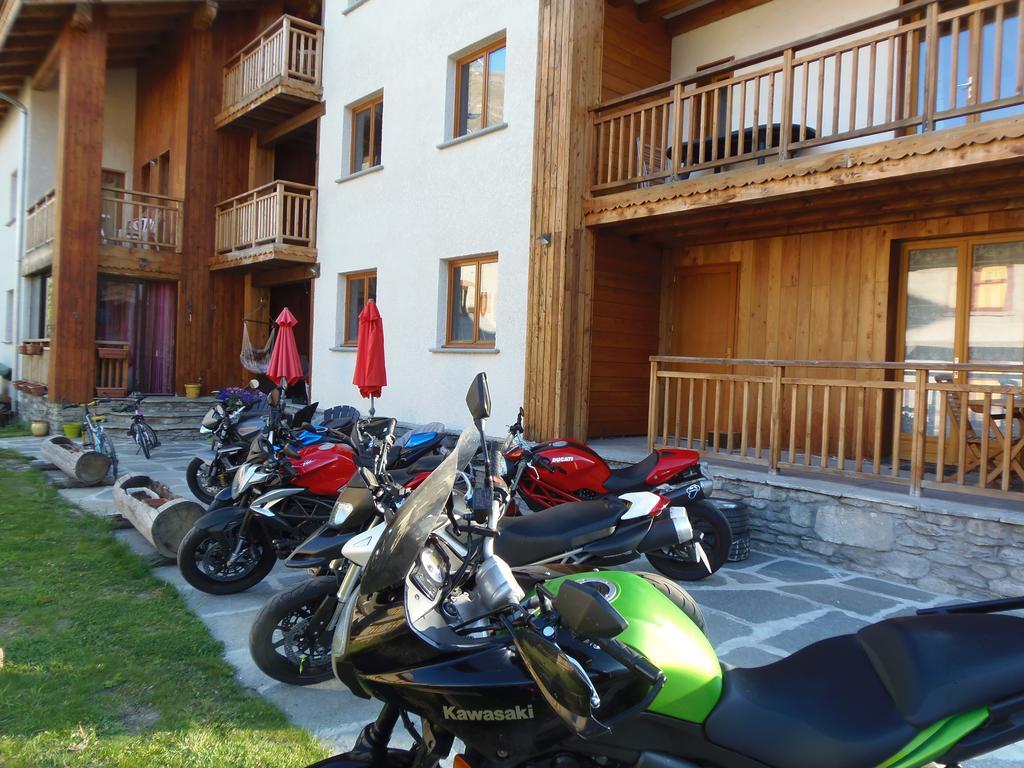 Chalet L'Aubepine Residence B&B Bessans Exterior photo